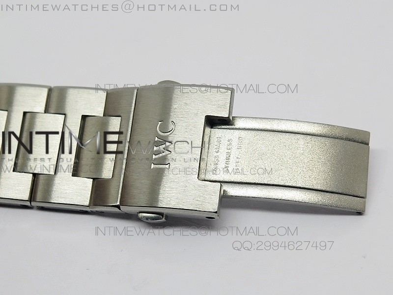 aquatimer-automatic-iw329004-v6f-1-1-best-edition-on-ss-bracelet-miyota-9015 (8).jpg